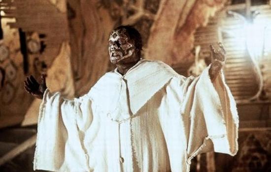 NIX aus dem Clive Barker-Film LORD OF ILLUSIONS