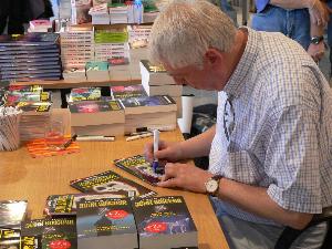 Hier sein 1500. Band "Der Albino"