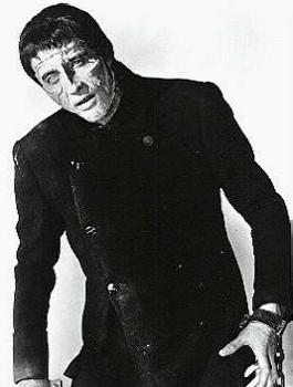 Christopher Lee als Frankensteins Monster